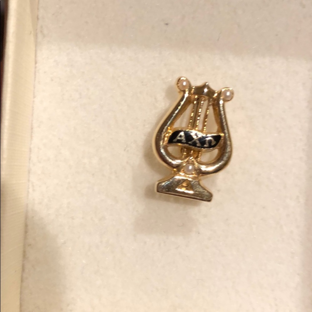 Brand new alpha chi omega AXO sorority pin gold